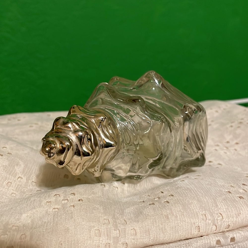 Glass Shell Avon Bottle - Picture 3 of 4